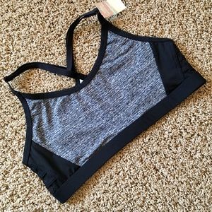 PINK Victoria’s Secret Ultimate Sports Bra